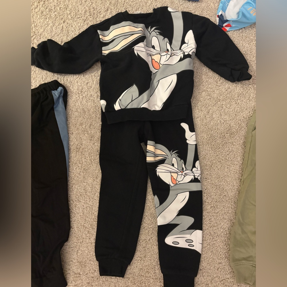 H&M Black and White Bugs Bunny Kids Matching Set